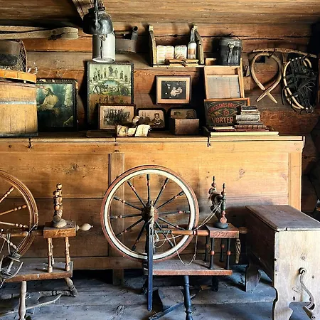 Historic Farm From The 1500s In Valle * Rysstad